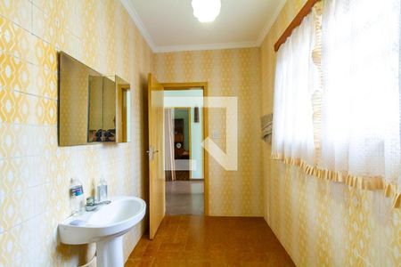 Casa à venda com 300m², 2 quartos e 10 vagas Casa à venda com 300m², 2 quartos e 10 vagasBanheiro