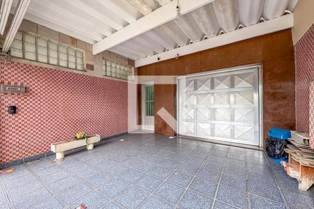 Casa à venda com 300m², 2 quartos e 10 vagas Casa à venda com 300m², 2 quartos e 10 vagasGaragem 3