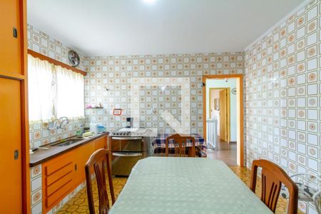 Casa à venda com 300m², 2 quartos e 10 vagas Casa à venda com 300m², 2 quartos e 10 vagasCozinha