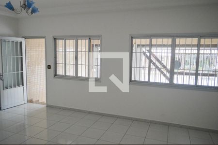 Sala de casa para alugar com 4 quartos, 200m² em Vila Carrão, São Paulo