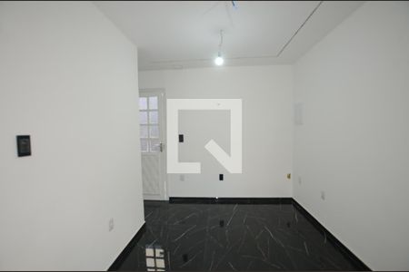 Sala de apartamento para alugar com 1 quarto, 56m² em Vila Valqueire, Rio de Janeiro