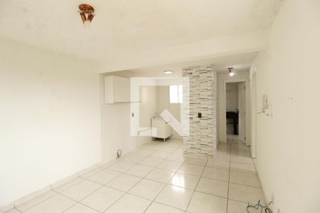 Sala de apartamento para alugar com 2 quartos, 45m² em Piratini, Alvorada