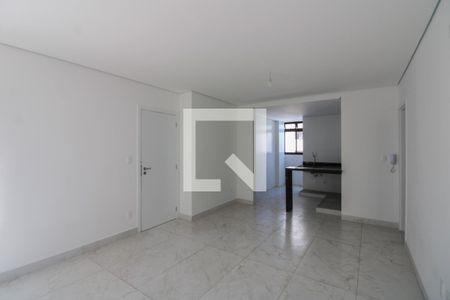 Sala de apartamento à venda com 4 quartos, 95m² em Calafate, Belo Horizonte