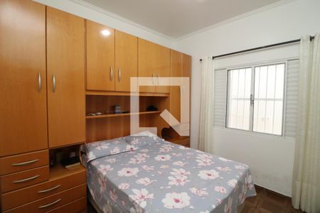 Quarto 1 de casa à venda com 2 quartos, 170m² em Vila Santa Clara, São Paulo