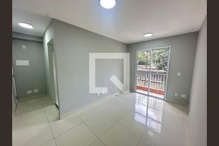 Sala de apartamento para alugar com 2 quartos, 58m² em Picanço, Guarulhos