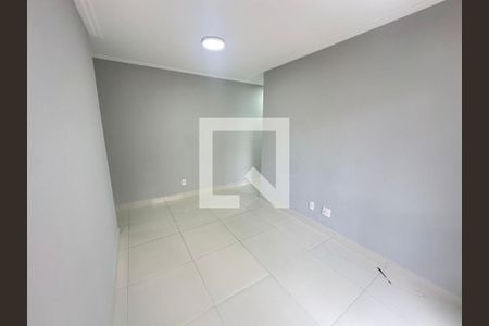 Sala de apartamento para alugar com 2 quartos, 58m² em Picanço, Guarulhos