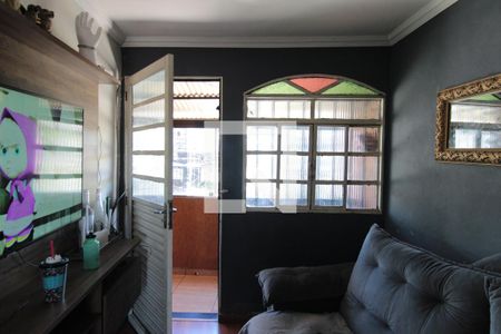 Sala de casa à venda com 4 quartos, 100m² em São Francisco, Belo Horizonte