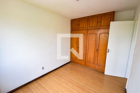 Quarto 1 de apartamento para alugar com 2 quartos, 52m² em Inhaúma, Rio de Janeiro