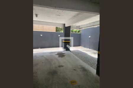 Garagem de apartamento para alugar com 2 quartos, 135m² em Rio Tavares, Florianópolis