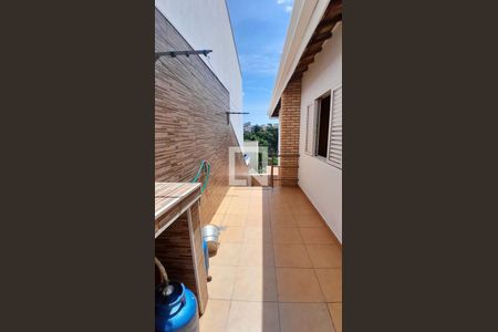 Casa à venda com 266m², 3 quartos e 2 vagas Casa à venda com 266m², 3 quartos e 2 vagasQuintal
