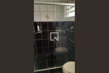 Casa à venda com 266m², 3 quartos e 2 vagas Casa à venda com 266m², 3 quartos e 2 vagasBanheiro