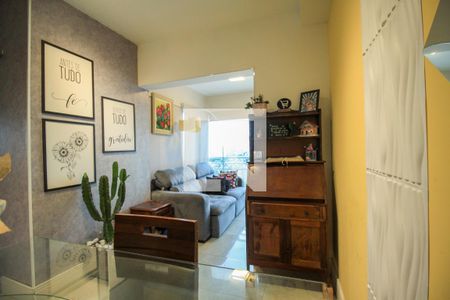 Sala de apartamento à venda com 3 quartos, 70m² em Vila Oratorio, São Paulo