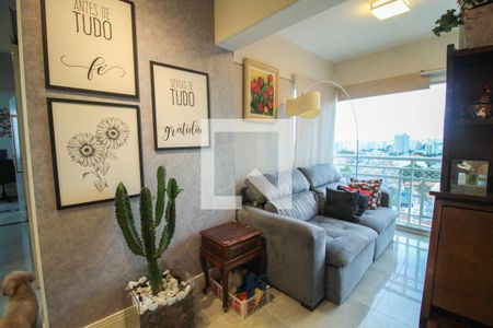 Sala de apartamento à venda com 3 quartos, 70m² em Vila Oratorio, São Paulo