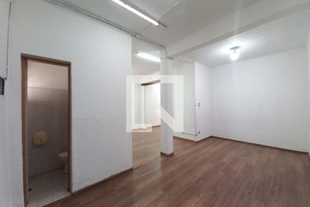 Sala de TV de casa para alugar com 2 quartos, 142m² em Vila Angelino Rossi, Campinas