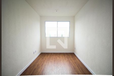 Sala de apartamento para alugar com 2 quartos, 45m² em Jardim Paris, São Paulo