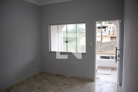 Sala de casa para alugar com 2 quartos, 65m² em Tropical, Contagem