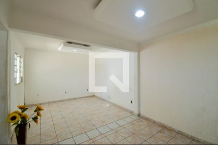 Sala de casa para alugar com 3 quartos, 250m² em Jardim Bom Clima, Guarulhos