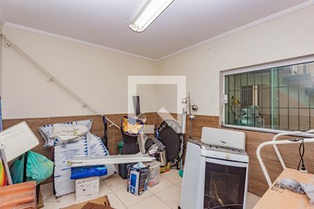 Casa à venda com 205m², 3 quartos e 2 vagas Casa à venda com 205m², 3 quartos e 2 vagasQuarto de Serviço