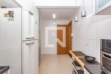 Casa à venda com 205m², 3 quartos e 2 vagas Casa à venda com 205m², 3 quartos e 2 vagasCozinha