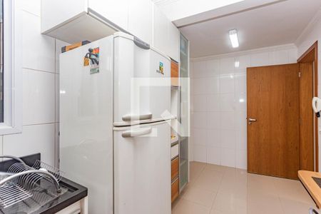 Casa à venda com 205m², 3 quartos e 2 vagas Casa à venda com 205m², 3 quartos e 2 vagasCozinha