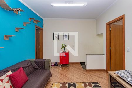 Casa à venda com 205m², 3 quartos e 2 vagas Casa à venda com 205m², 3 quartos e 2 vagasSala de TV