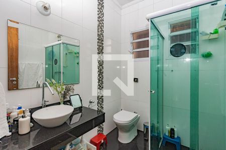 Casa à venda com 205m², 3 quartos e 2 vagas Casa à venda com 205m², 3 quartos e 2 vagasBanheiro