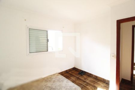 Quarto 1 de apartamento para alugar com 2 quartos, 55m² em Jardim Holanda, Uberlândia