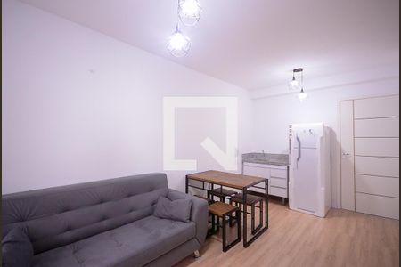 Sala/Cozinha  de apartamento para alugar com 1 quarto, 33m² em Vila Nair, São Paulo