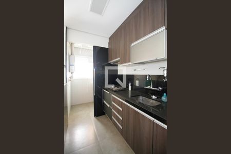 Cozinha de apartamento para alugar com 1 quarto, 76m² em Pinheiros, São Paulo