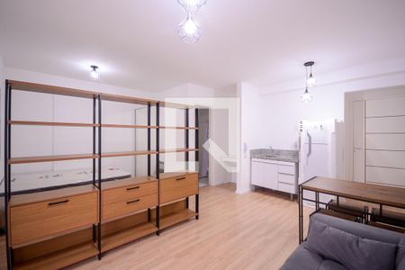 Sala/Cozinha  de apartamento para alugar com 1 quarto, 34m² em Vila Nair, São Paulo