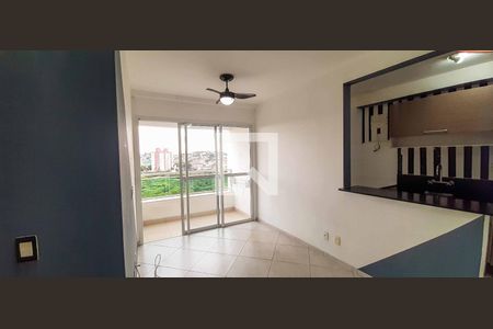 Sala de apartamento à venda com 2 quartos, 52m² em Quitaúna, Osasco