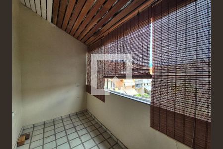 Casa de condomínio à venda com 150m², 3 quartos e 2 vagas Casa de condomínio à venda com 150m², 3 quartos e 2 vagasVaranda do quarto 2