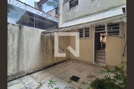 Casa de condomínio à venda com 150m², 3 quartos e 2 vagas Casa de condomínio à venda com 150m², 3 quartos e 2 vagasÁrea externa