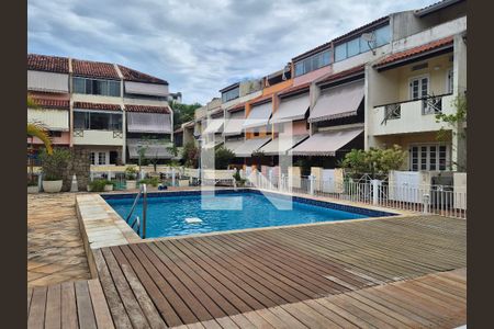 Casa de condomínio à venda com 150m², 3 quartos e 2 vagas Casa de condomínio à venda com 150m², 3 quartos e 2 vagasárea comum