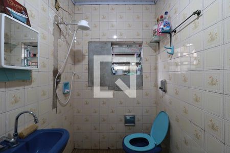 Banheiro de casa à venda com 2 quartos, 110m² em Santa Paula, Santo André