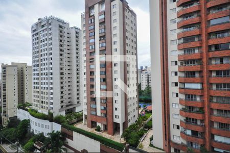 Vista de apartamento à venda com 2 quartos, 71m² em Vila Suzana, São Paulo