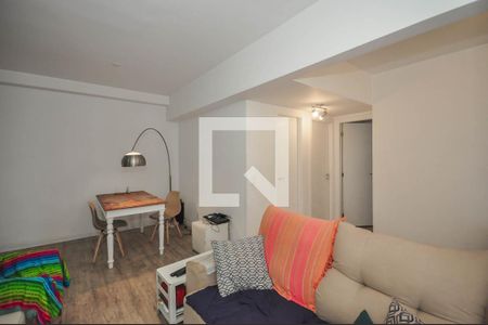 Sala de apartamento à venda com 2 quartos, 71m² em Vila Suzana, São Paulo