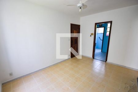 Sala de apartamento para alugar com 2 quartos, 40m² em Todos Os Santos, Rio de Janeiro