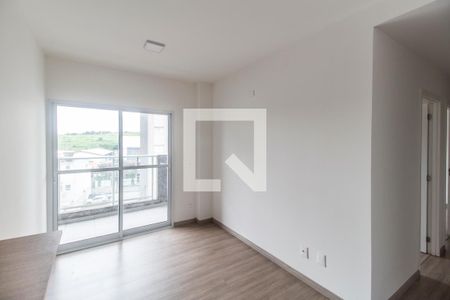 Sala  de apartamento para alugar com 3 quartos, 66m² em Jardim Timbauhy, Barueri