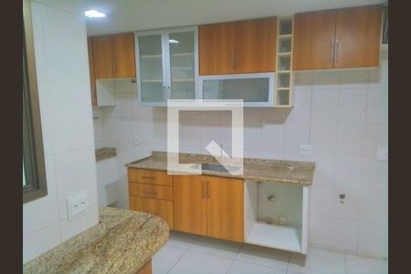 Apartamento à venda com 3 quartos, 206m² em Icaraí, Niterói