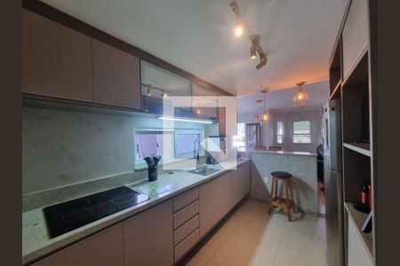 Casa à venda com 3 quartos, 150m² em Serra Grande, Niterói