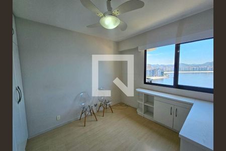 Apartamento à venda com 4 quartos, 190m² em Ingá, Niterói