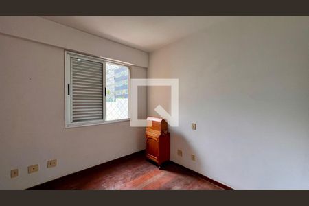 quarto de apartamento à venda com 3 quartos, 95m² em Santo Antônio, Belo Horizonte