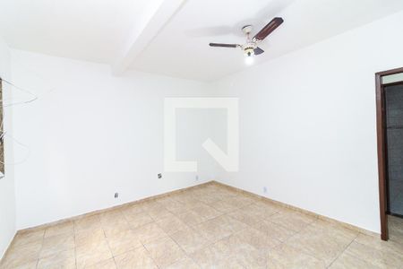 Sala de casa para alugar com 2 quartos, 80m² em Marechal Hermes, Rio de Janeiro