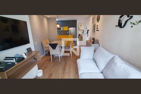 Sala de apartamento à venda com 3 quartos, 64m² em Jardim Monte Kemel, São Paulo