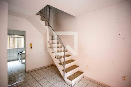 Sala de casa para alugar com 2 quartos, 200m² em Serraria, Diadema