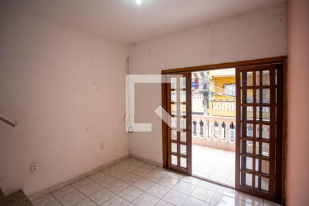 Sala de casa para alugar com 2 quartos, 200m² em Serraria, Diadema