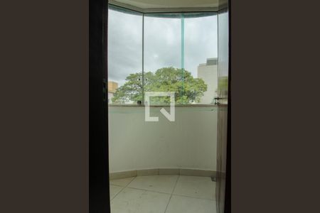 Apartamento à venda com 65m², 2 quartos e 1 vaga Apartamento à venda com 65m², 2 quartos e 1 vagaVaranda do Quarto 1