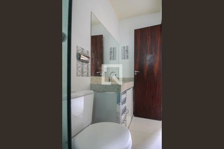 Apartamento à venda com 65m², 2 quartos e 1 vaga Apartamento à venda com 65m², 2 quartos e 1 vagaBanheiro da Suíte