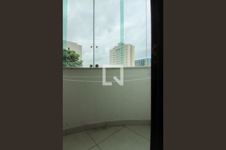 Apartamento à venda com 65m², 2 quartos e 1 vaga Apartamento à venda com 65m², 2 quartos e 1 vagaVaranda da Suíte